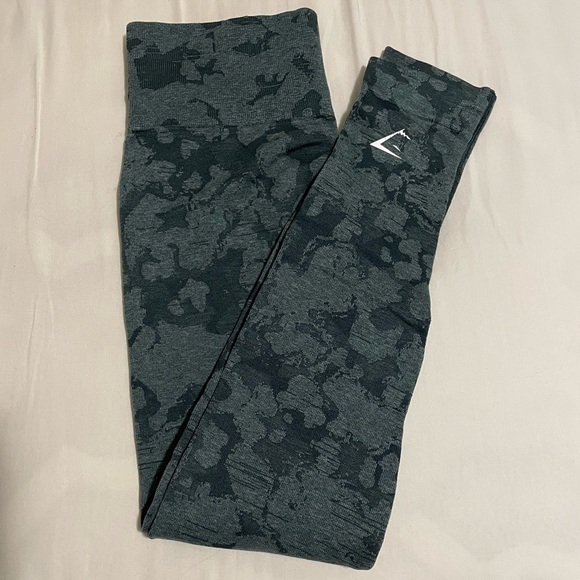 Gymshark Adapt Camo Seamless Leggings - Picture 4 of 5